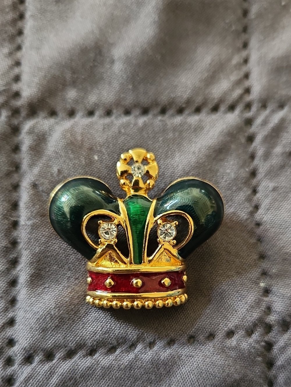 Vintage Gold-Tone Enamel Crown Pin with Green and Red Accents